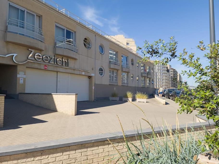Cozy Studio With Pool Close To The Sea Oostende Exterior foto